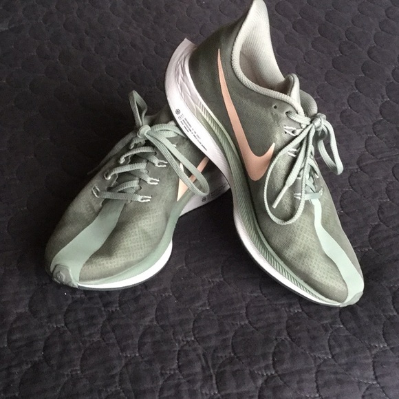 pegasus turbo mica green